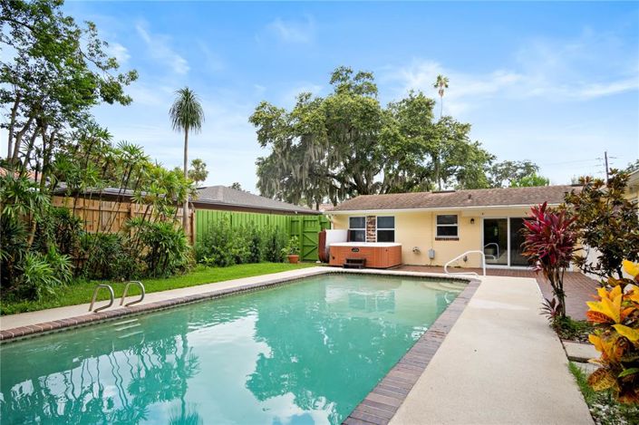 Image No.38-3 Bed House for sale