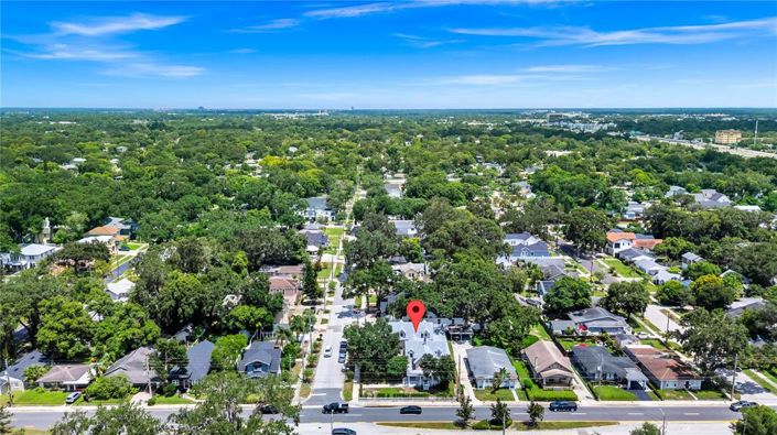 Image No.40-6 Bed House for sale