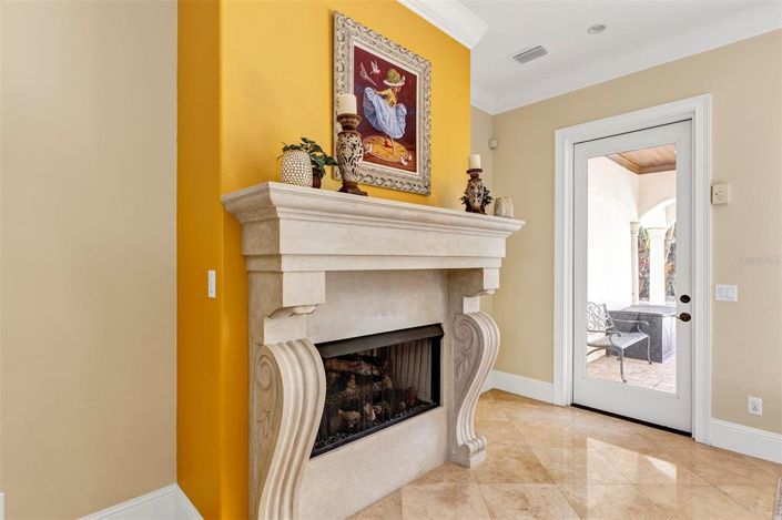 Image No.13-5 Bed House for sale