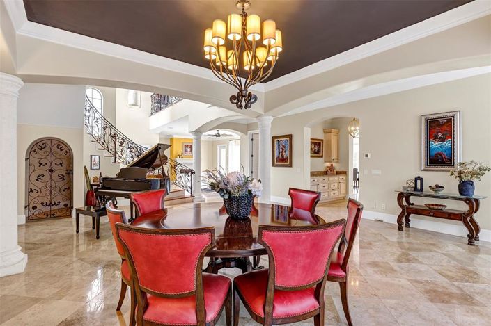 Image No.16-5 Bed House for sale