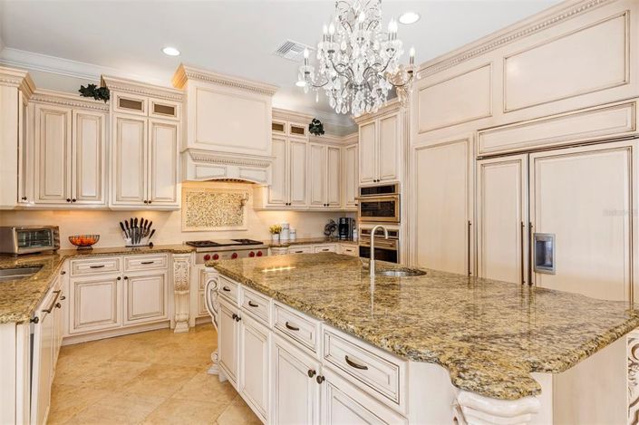 Image No.22-5 Bed House for sale