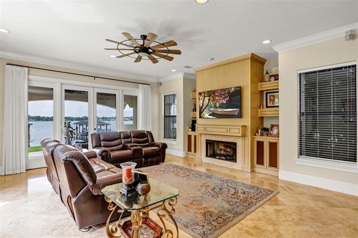 Image No.33-5 Bed House for sale