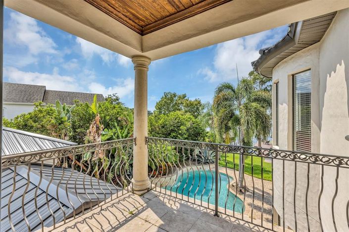 Image No.52-5 Bed House for sale