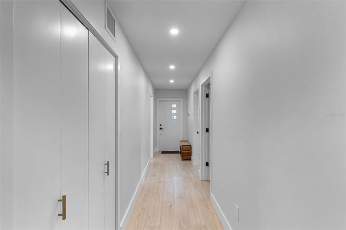 Image No.19-4 Bed House for sale