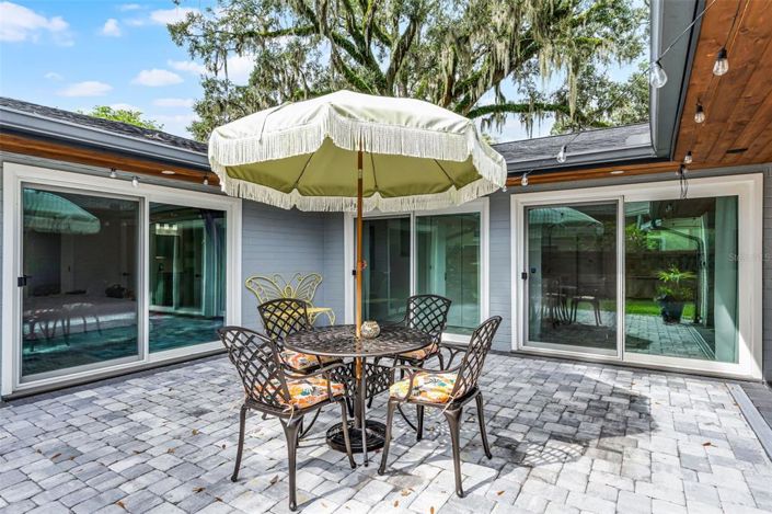 Image No.34-4 Bed House for sale