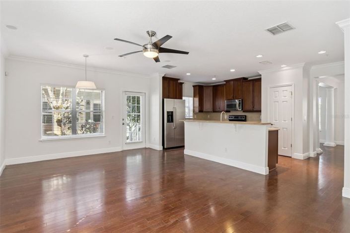 Image No.16-3 Bed House for sale