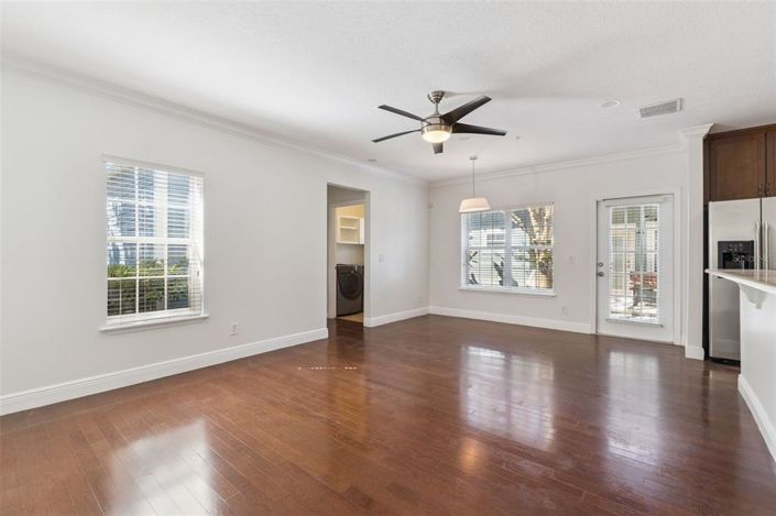 Image No.18-3 Bed House for sale