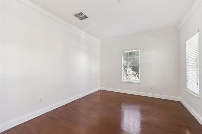 Image No.25-3 Bed House for sale