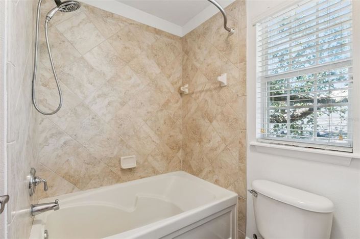 Image No.35-3 Bed House for sale