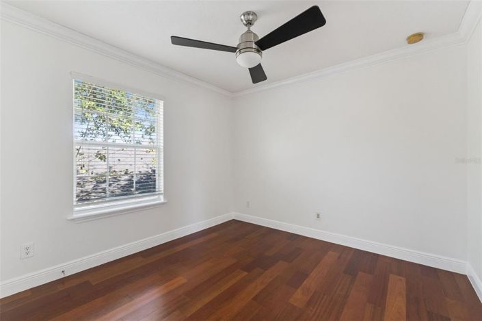 Image No.39-3 Bed House for sale