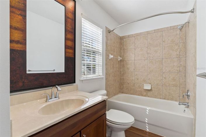 Image No.45-3 Bed House for sale