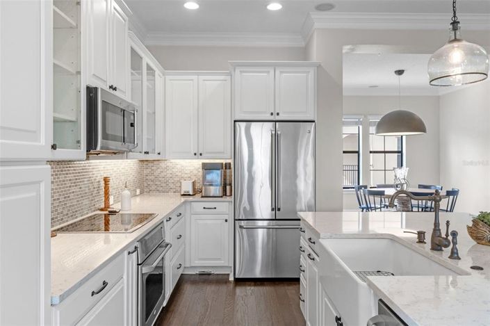 Image No.17-3 Bed Townhouse for sale