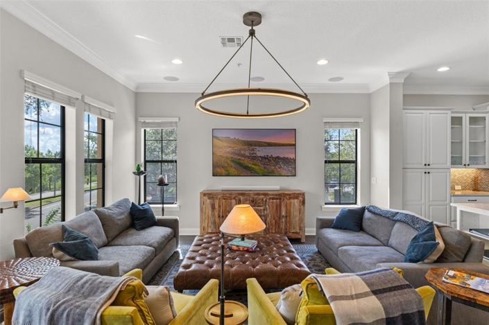 Image No.26-3 Bed Townhouse for sale