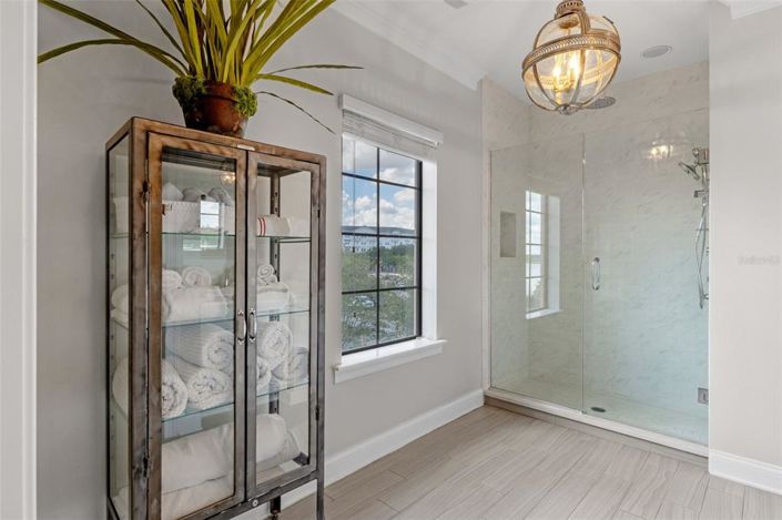 Image No.35-3 Bed Townhouse for sale