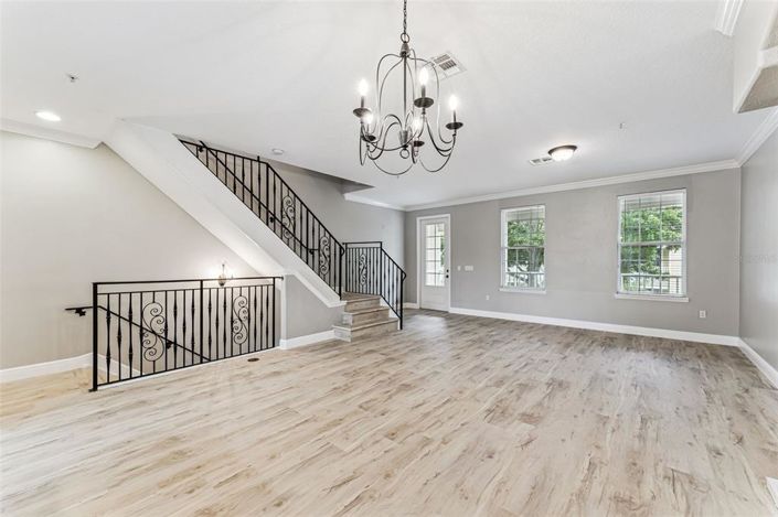 Image No.18-3 Bed Townhouse for sale