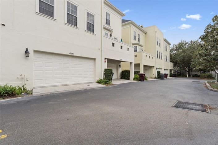 Image No.49-3 Bed Townhouse for sale