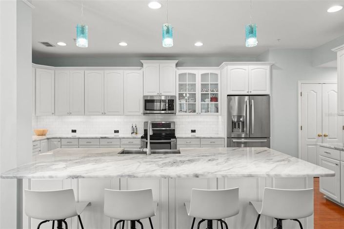 Image No.13-4 Bed House for sale