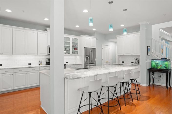 Image No.14-4 Bed House for sale