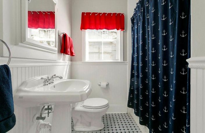 Image No.21-4 Bed House for sale