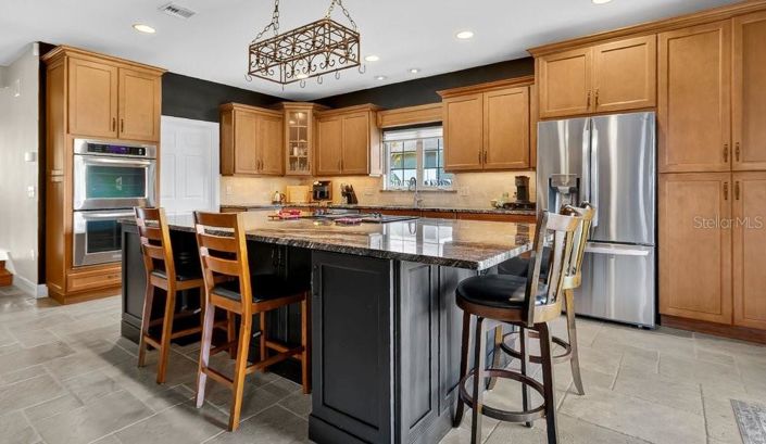 Image No.5-4 Bed House for sale