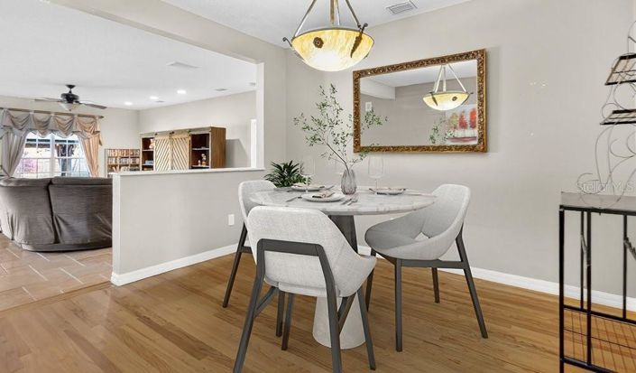 Image No.8-4 Bed House for sale