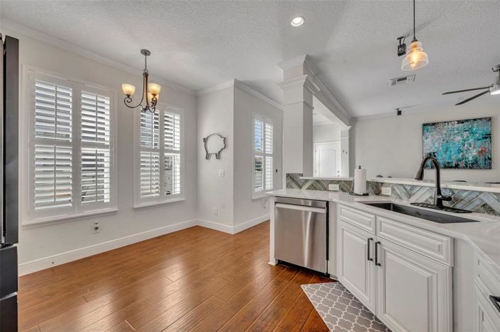 Image No.19-3 Bed House for sale