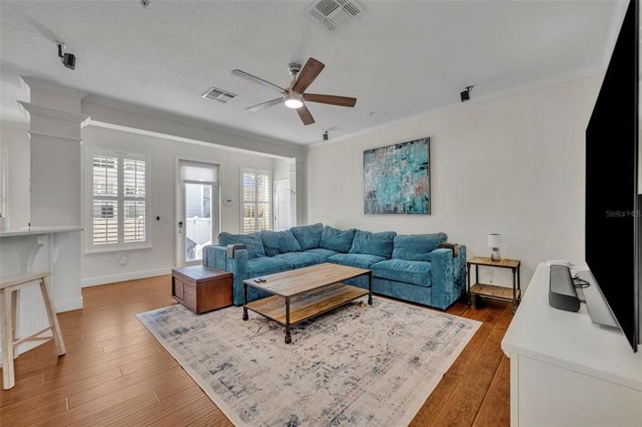 Image No.8-3 Bed House for sale