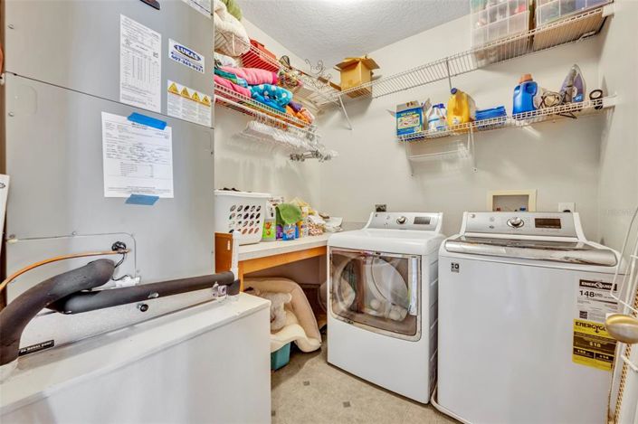 Image No.26-2 Bed Townhouse for sale