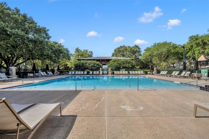 Image No.44-2 Bed Townhouse for sale