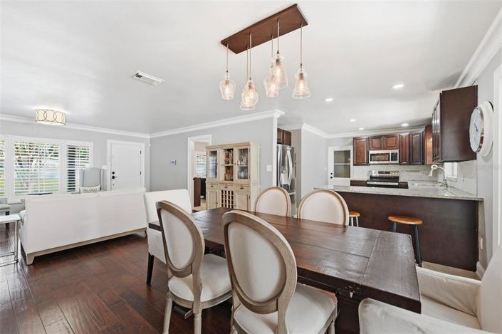 Image No.16-4 Bed House for sale