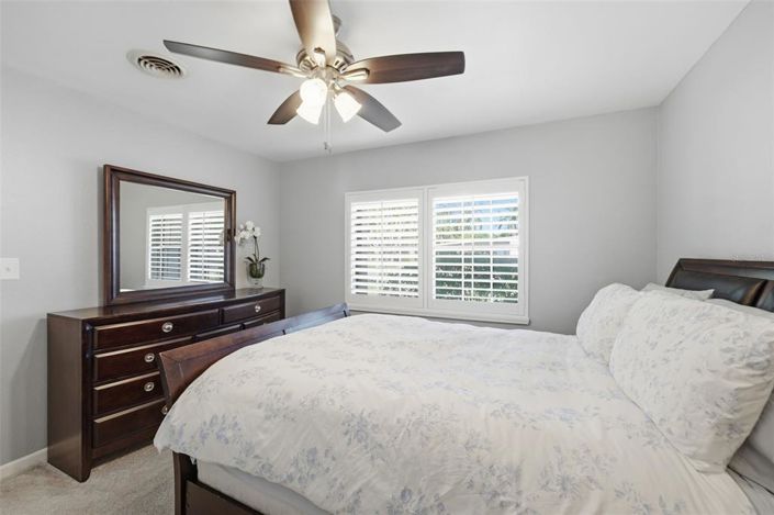 Image No.25-4 Bed House for sale