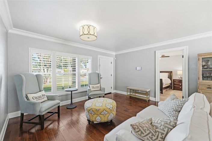 Image No.8-4 Bed House for sale