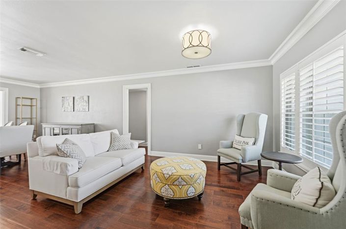 Image No.9-4 Bed House for sale