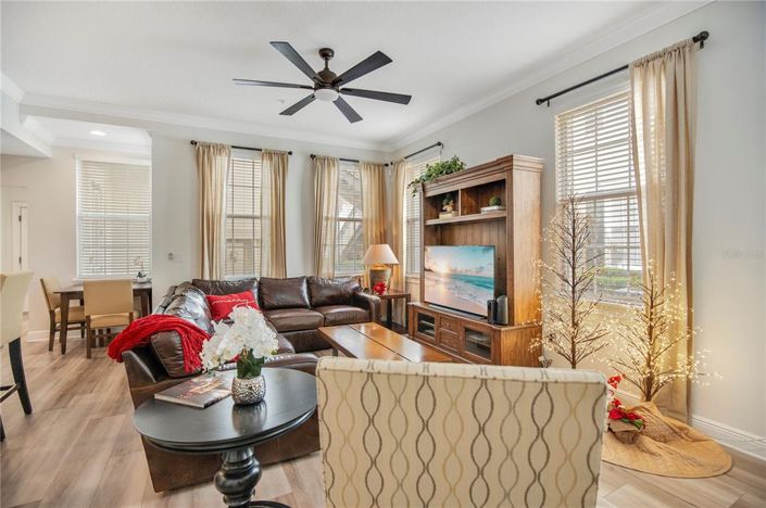 Image No.6-Maison de ville de 4 chambres à vendre à Saint John