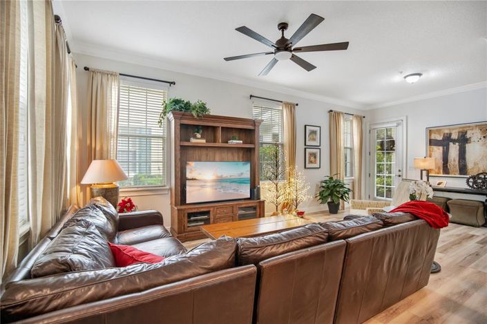 Image No.8-Maison de ville de 4 chambres à vendre à Saint John