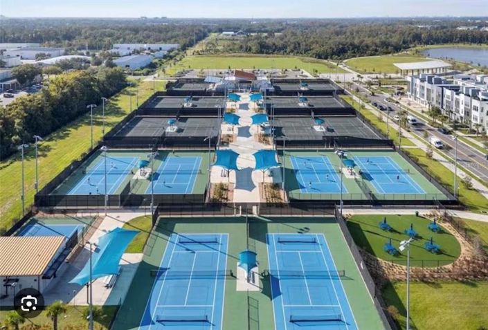 Image No.49-Maison de ville de 4 chambres à vendre à Saint John