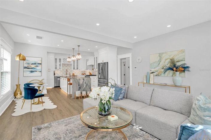 Image No.12-3 Bed House for sale