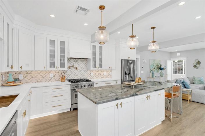 Image No.2-3 Bed House for sale