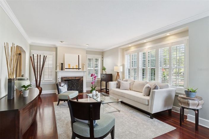 Image No.10-4 Bed House for sale