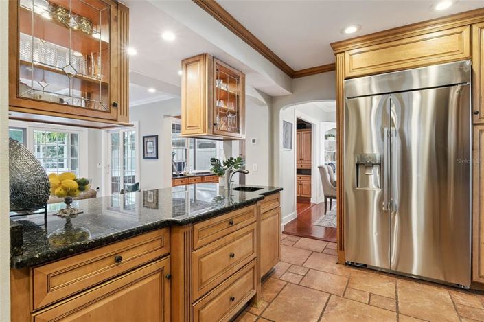 Image No.20-4 Bed House for sale