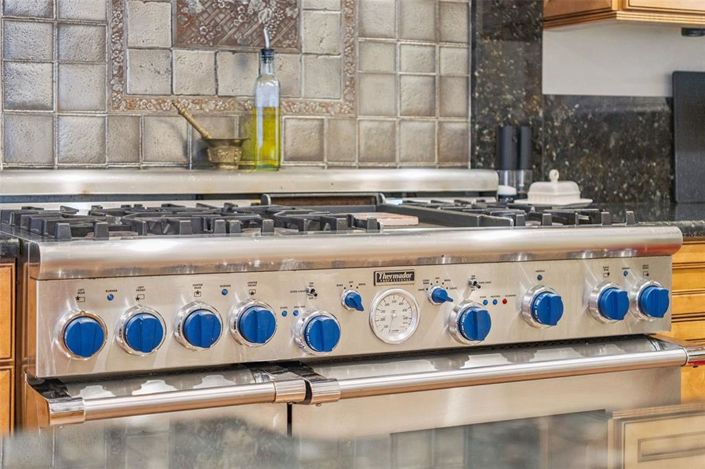 Image No.22-4 Bed House for sale