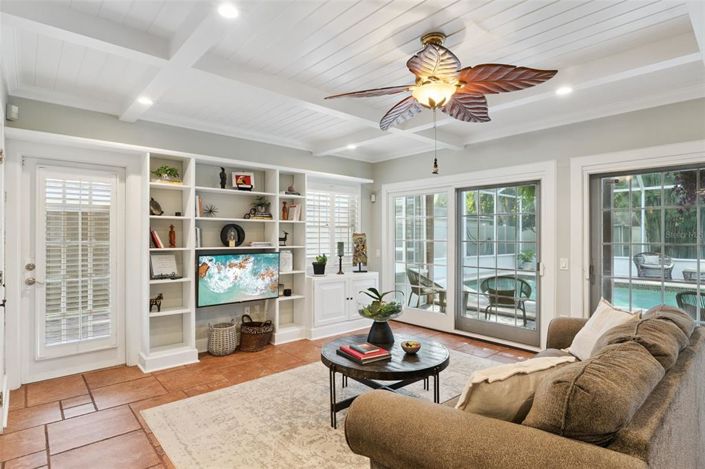 Image No.26-4 Bed House for sale