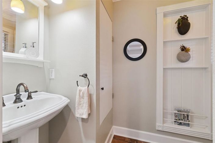 Image No.27-4 Bed House for sale