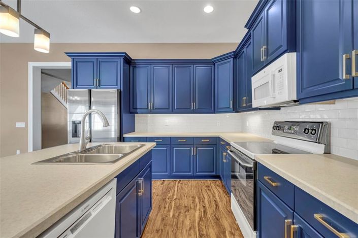 Image No.30-4 Bed Townhouse for sale