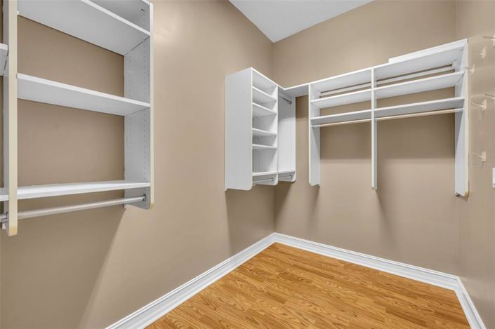 Image No.37-4 Bed Townhouse for sale