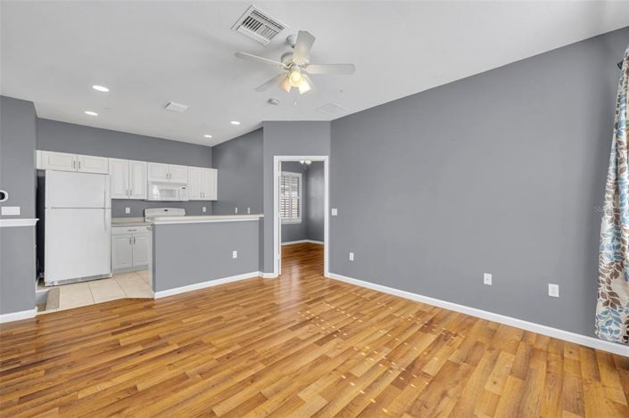 Image No.49-4 Bed Townhouse for sale