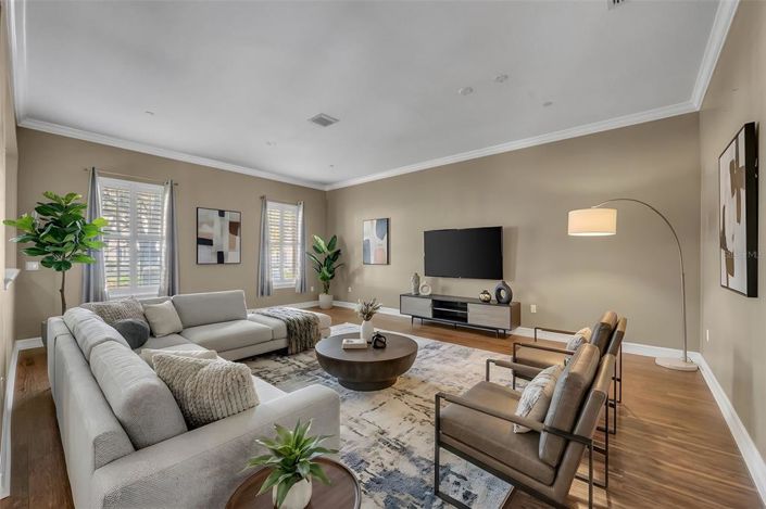 Image No.6-4 Bed Townhouse for sale