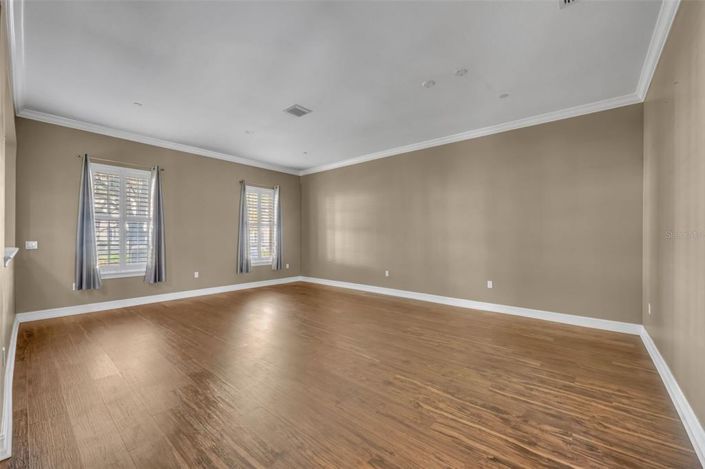 Image No.8-4 Bed Townhouse for sale