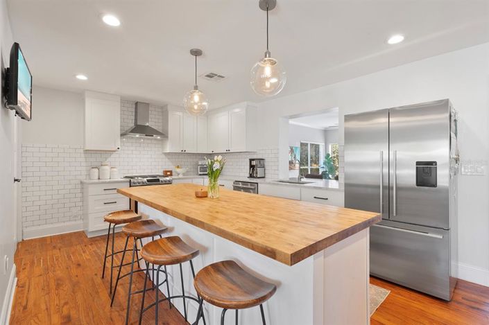 Image No.6-3 Bed House for sale