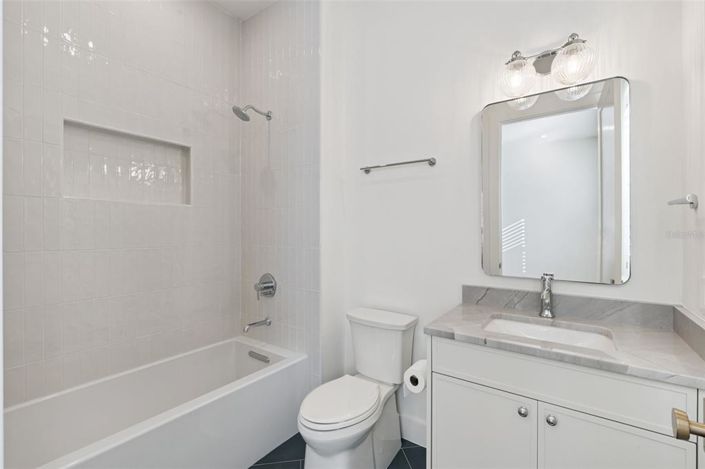 Image No.44-5 Bed House for sale